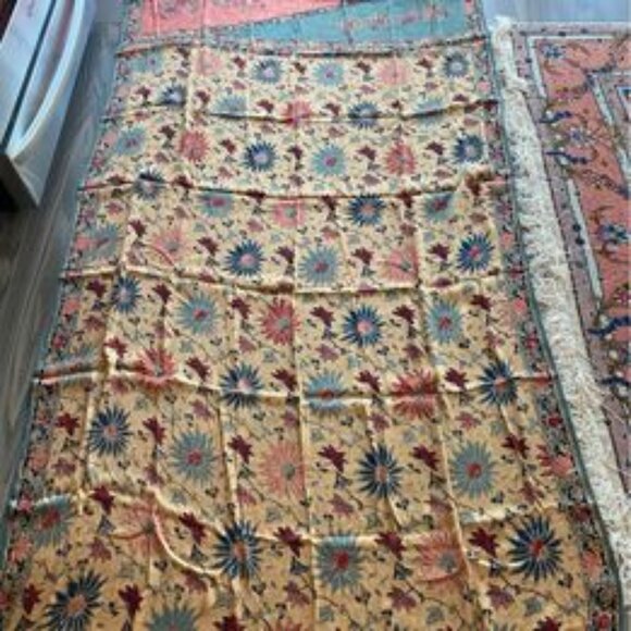 Hand Woven in Bali silk wrap - Picture 3 of 9